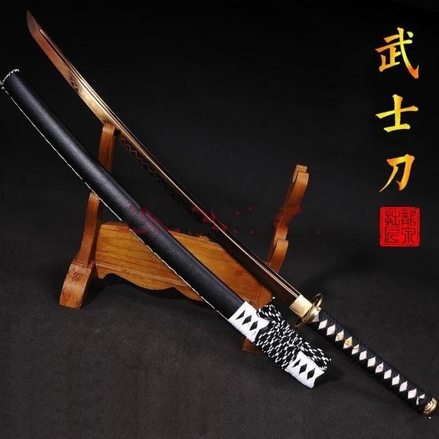 日本人为什么崇拜菊与刀?