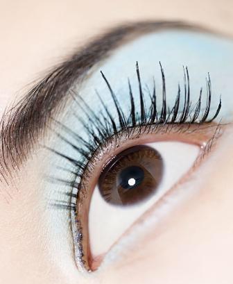 心理测试:你感觉哪只眼睛最真诚?测试你是不是容易被感情所骗!