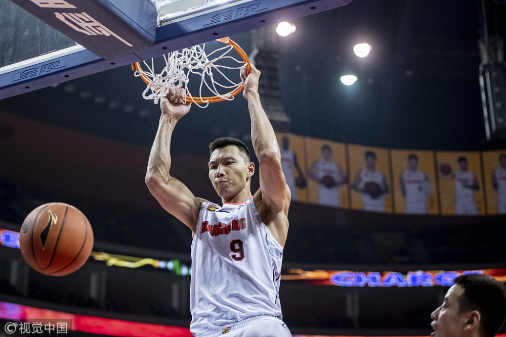 易建联31岁生日快乐!即将到来的一万分是最好礼物