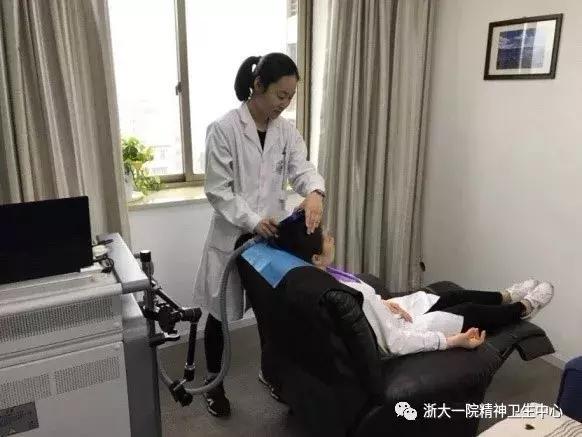 一天不睡挣1100元,两天2000!医院招夜猫子当