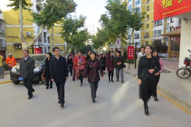 阳泉市城区观摩全国文明单位暨文明城市创建推