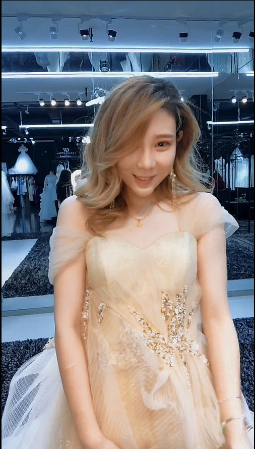 打开腾讯新闻,查看更多图片 >抖音的网红尚推荐(老