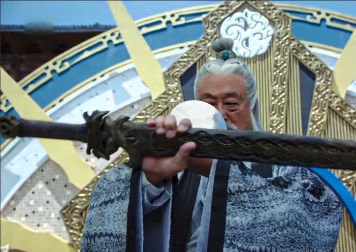 苍穹》萧炎连败十八大高手,其中十四位斗皇,斗