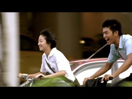 《蓝色大门》泳池即将拆除,桂纶镁陈柏霖17年再相聚,网友不舍