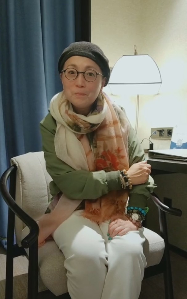 石榴哥网红,石榴姐是明星,看了她曾经的角色,网友哈哈哈哈哈!