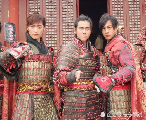 20岁赵梓存曾被胡歌彭于晏宠成小公主如今却长成这样