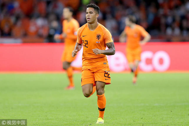 独家专访克鲁伊维特:梅西是世界足坛第一人 我