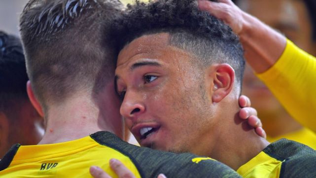 挖一个超级飞翼桑乔还不够! 多特立志挖遍大英