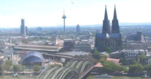 世界人均年收入,德国27万,日本23万,是中国最快