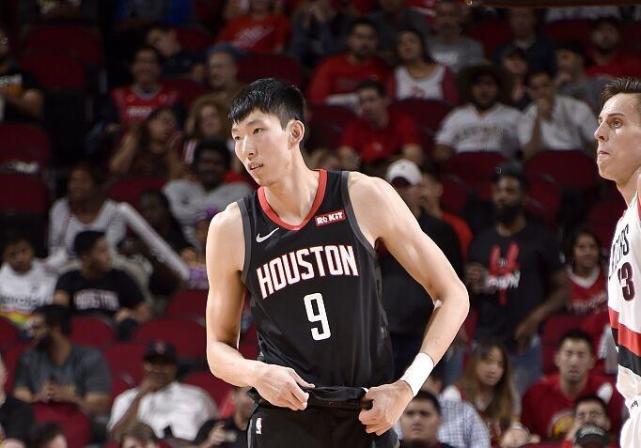 周琦首秀57秒送劲爆一扣 他能够给火箭带来什