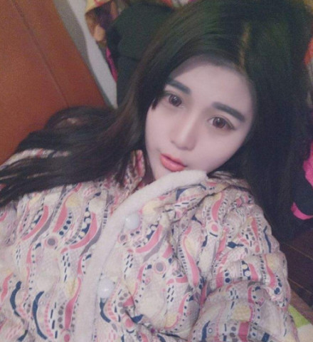 《变形计》整成美女的李耐阅,人气却比不上她,网友:照照镜子