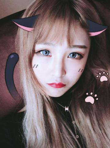 快手网红大胃王猫妹妹,怎么吃都不胖,原因是这