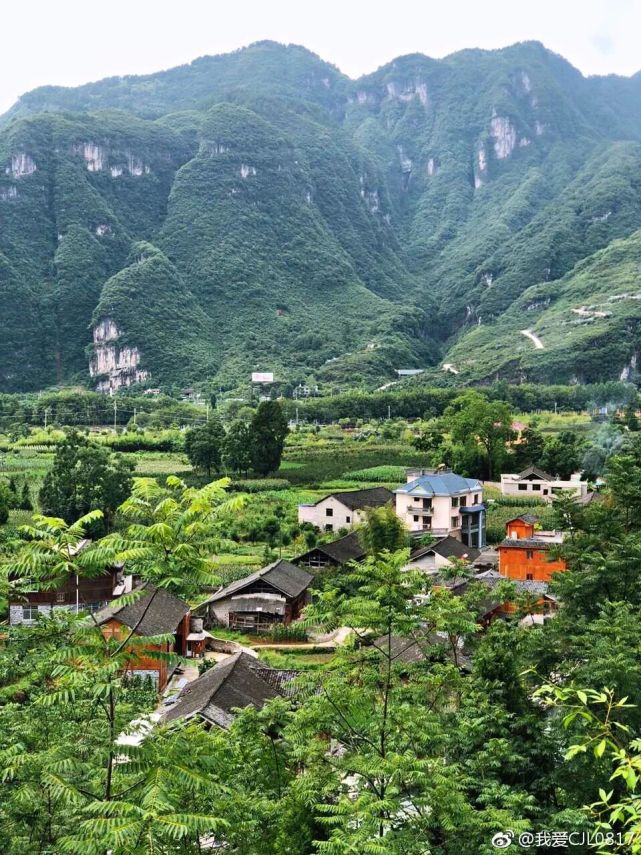 贵阳市花溪区西南部溪南十锦农旅观光带——高坡乡扰绕村夏俊杰 /摄