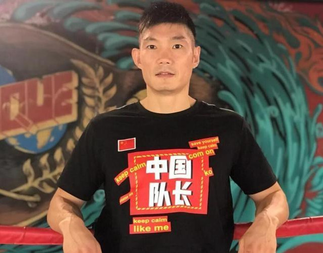 格斗狂人评付高峰被一脚ko是阴沟翻船散打水平高但不适合搏击