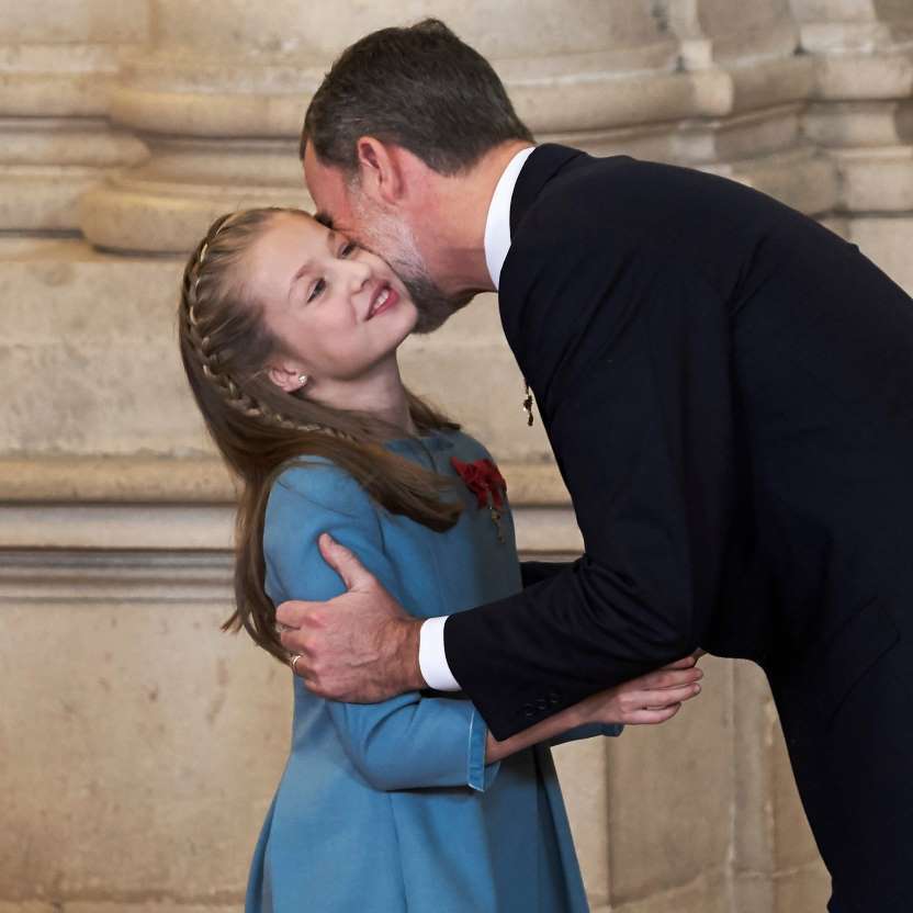 西班牙长公主首次公开演讲,13岁的人生已经无