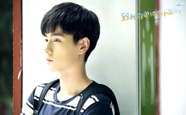 5位"校园面瘫脸"的男演员,胡一天上榜,图5成为"鼻祖"