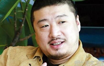 同是被钱雁秋力捧走红，分道扬镳后，一个沦为配角，一个雷剧不断