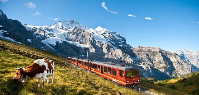 因特拉肯——少女峰