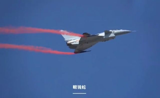 珠海航展上的落叶飘,眼镜蛇,这些动作再也不是