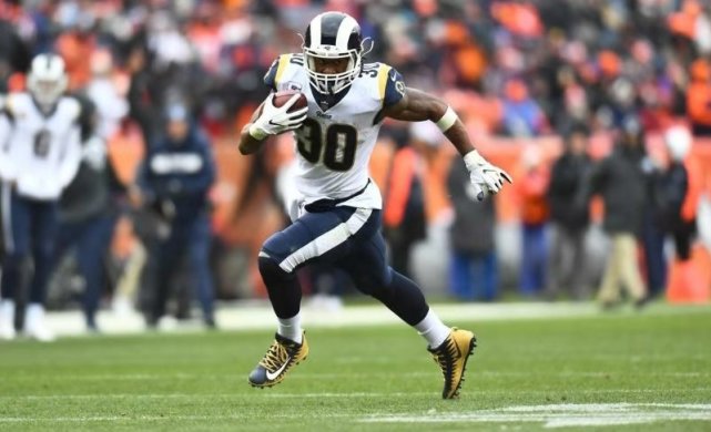 巴克利盛赞公羊跑卫:如果赛季今天结束他就是mvp