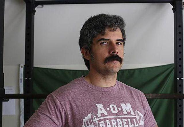 布雷特，《The art of Manliness》主编