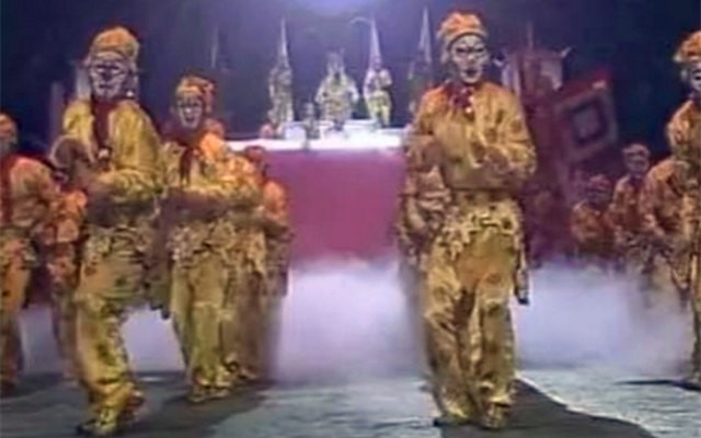 最失败的一届春晚,观众看了尴尬,播出10多天后央视公开道歉