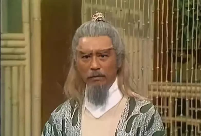 金庸|金庸笔下人物名字的出处，什么叫做知识渊博！