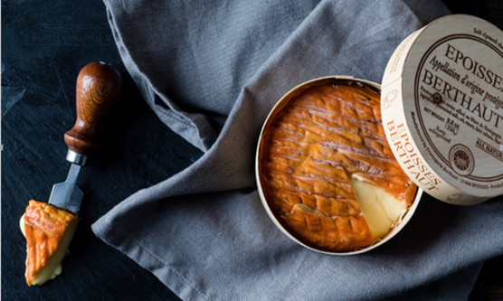 拿破仑带火奶酪吃起来非常臭为什么有那么多人喜欢