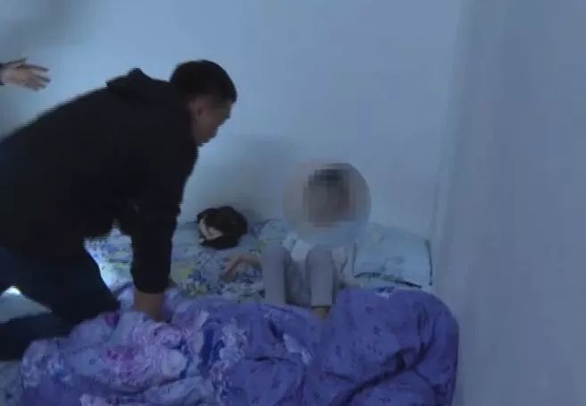 女子在家中被捂嘴喷药 醒来发现3岁儿子已被绑架