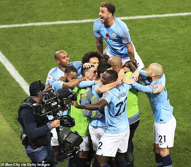 曼城配合让基翁拜服:踢曼联就如狮子玩弄猎物