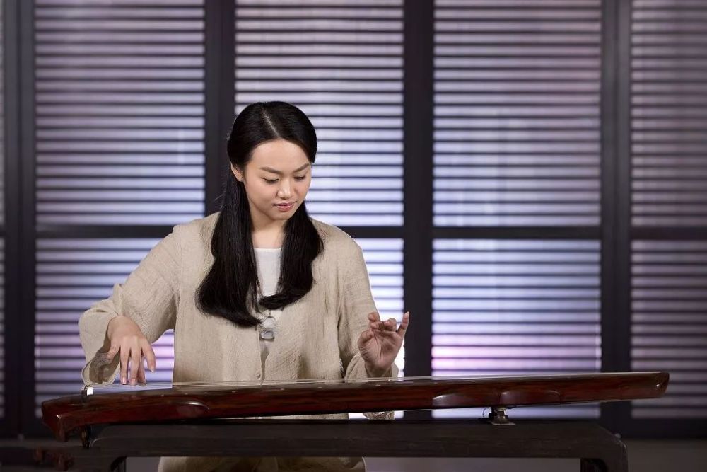 傲杀人间万户侯, 不识字烟波钓叟.