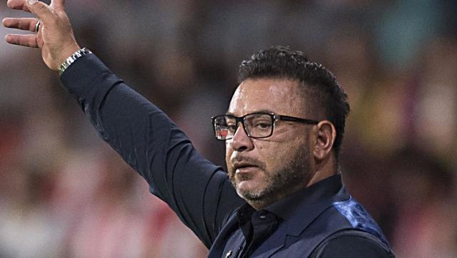 塞尔塔输皇马后宣布主帅下课 近10场仅1胜迫近