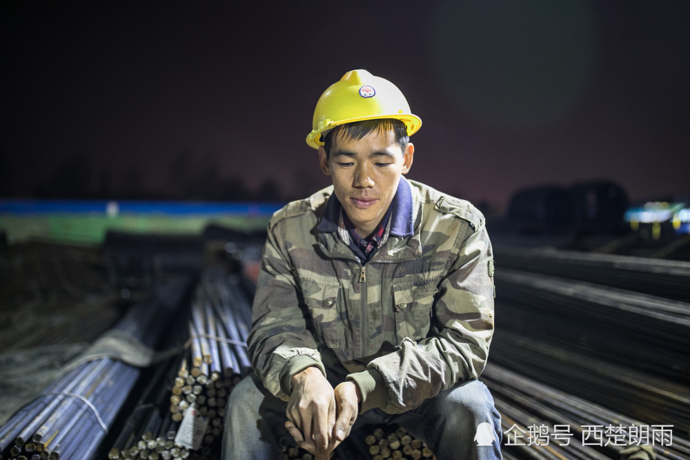 女子怀孕后离异,与前男友结婚生下重病娃,丈夫