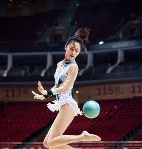 超新星全运会除了金晨 安悦溪也体操表演了 两