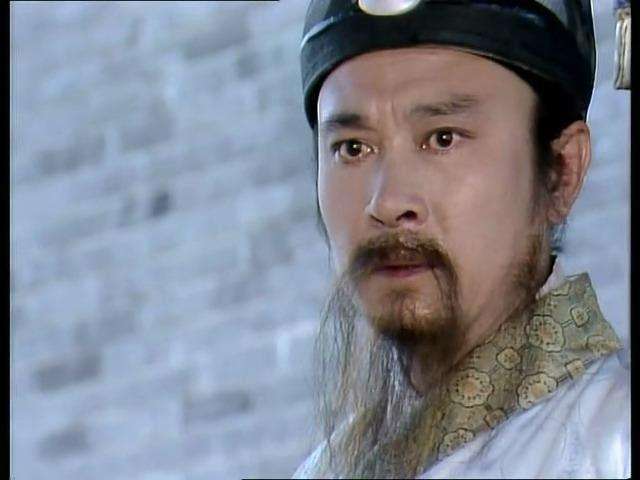 我们都知道贾敬是贾母隔了三代的堂侄子,所以,贾母痛哭绝不是单纯的对