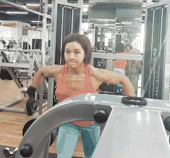 从娇小女生练成金刚芭比,她说:不是所有的肌肉女都叫金刚芭比