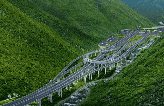 中国最贵的高速公路,每公里造价1.7亿,82%都是