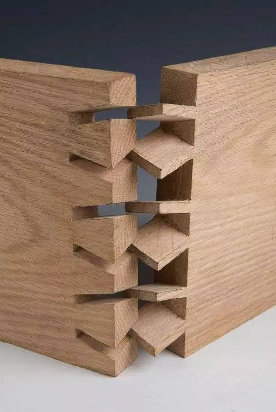 无论是挂肖还是串肖;无论是箱柜抽屉还是升斗结构;无论是明扣还是暗扣