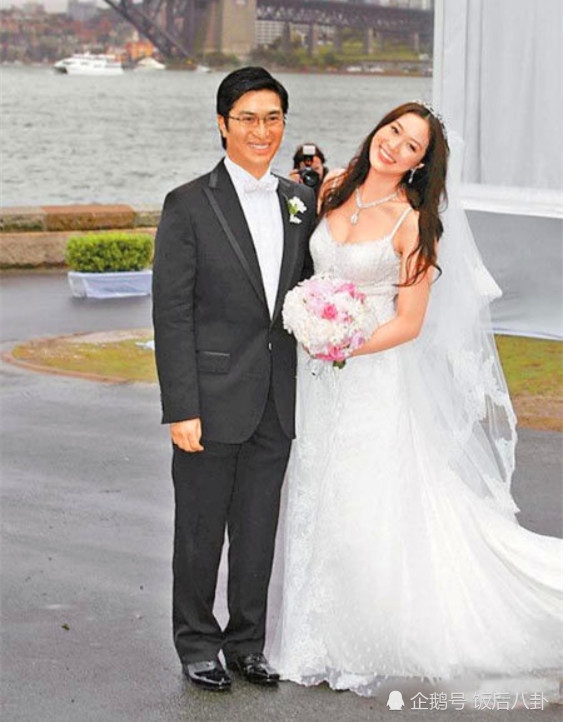 邵仲衡李丽珍婚纱照_李丽珍性感图片(2)