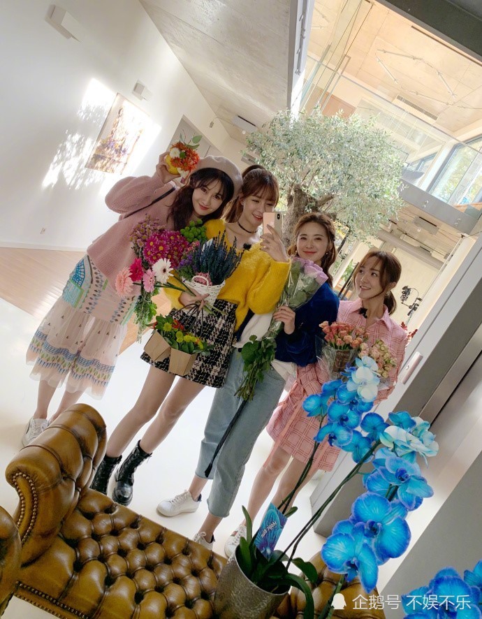 《天天向上》四小花表面和气,其实似真似假的暗斗有很多!