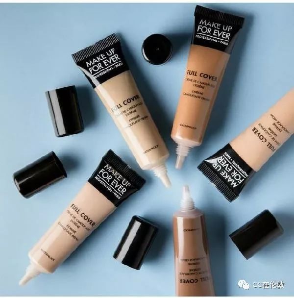 毛孔黑头大作战,看我用什么把它们在视觉上隐