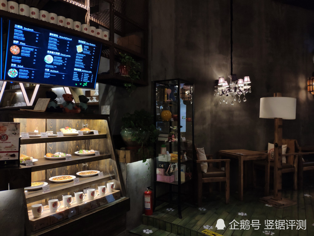 华为Mate 20超强相机功能:960帧慢动作拍摄体