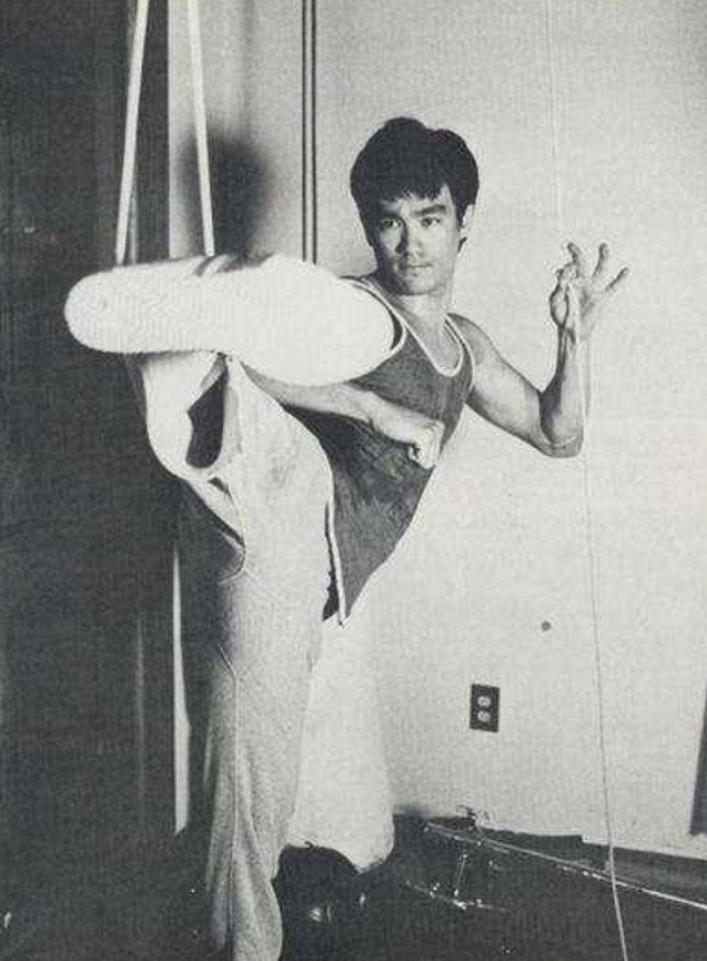 李小龙的四大特长:图3部位比常人都粗,图4