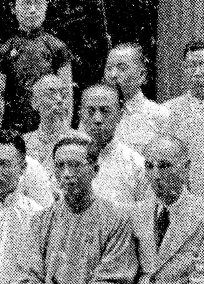 1938年,孙佩苍当选第一届国民参政会参议员并参加会议;同年11月