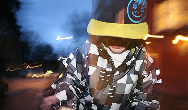 摄影技巧分享:慢速同步闪光摄影的技术指南