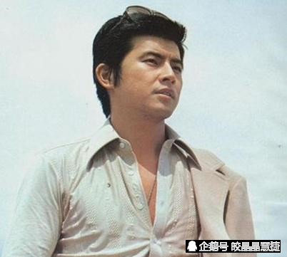 66岁三浦友和接受采访,谈及妻子满是感恩,坦言妻子照顾自己很好