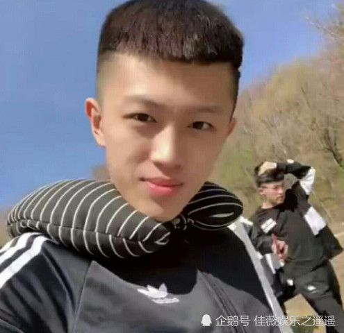 牌牌琦更改团队口号,霸气外漏显王者气概网友