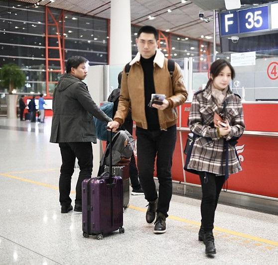 熊乃瑾与绯闻男友再次现身,现最萌身高差