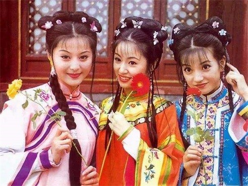 《还珠格格》尔康再三要求金锁和自己同乘一匹