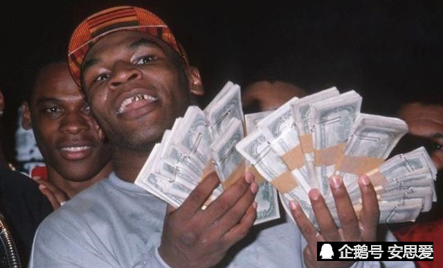 泰森的对手如何评价他.拉多克,别人叫我坦克,可他就是导弹